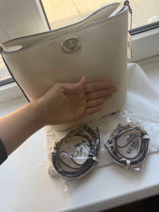 Сумочка Coach молочна
