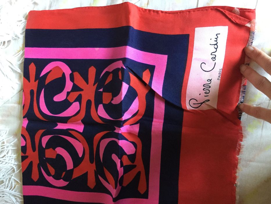 Lenços e echarps variadas