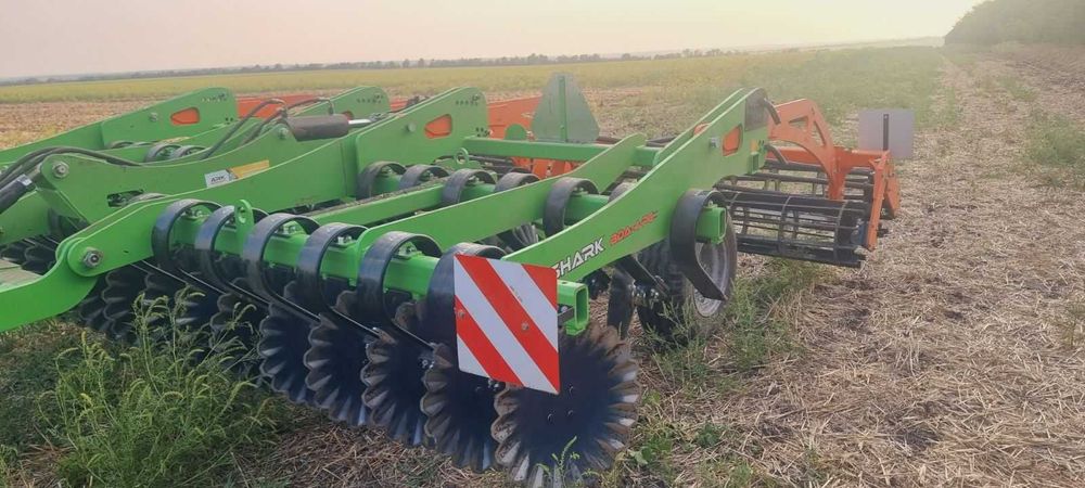 Лущільник дисковий ШАРК 4 тандемний коток діск білота АРК ГРУП