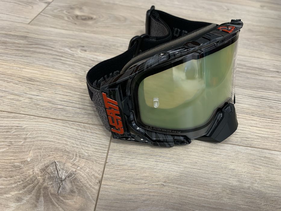 мотоциклетні окуляри бренду Leatt ( маска)