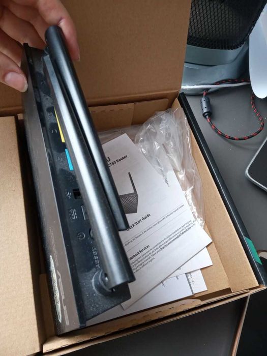 Router Asus RT-AC51U