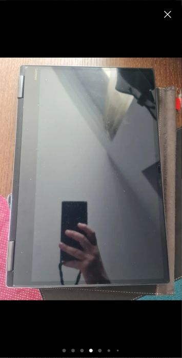 Portátil Lenovo Yoga 720-15Ikb