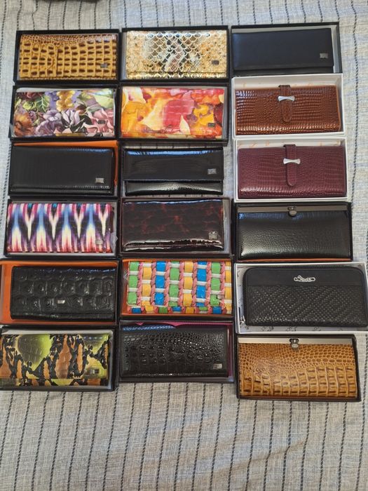 Жиночі кошельки De loris