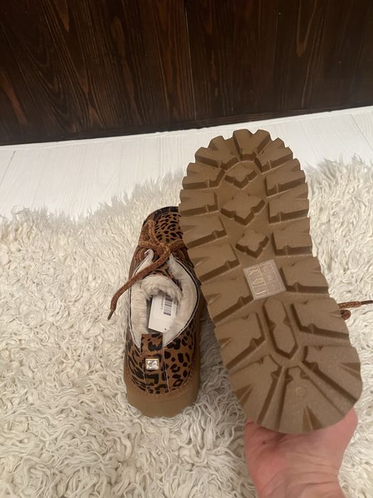 Уггі жіночі Lejade 39