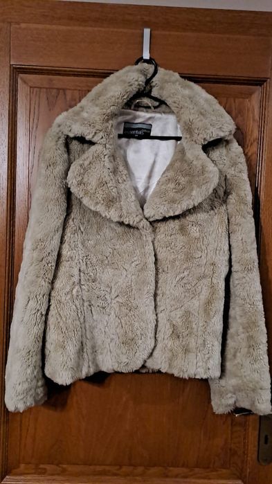 Futerko sztuczne beżowe