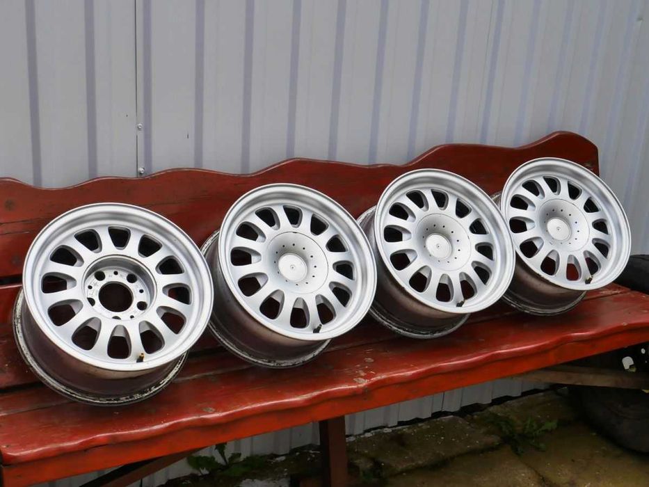 Felgi Aluminiowe BMW E39 Seria 5 OE R15 7J 5x120 ET 20 74,1 Nr. 1 093 463-13  Używane