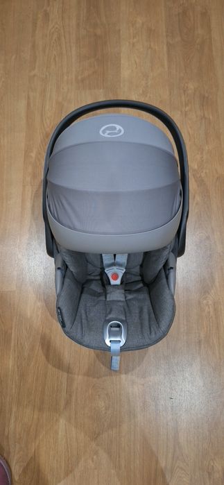 Base isofix + Ovo Cybex