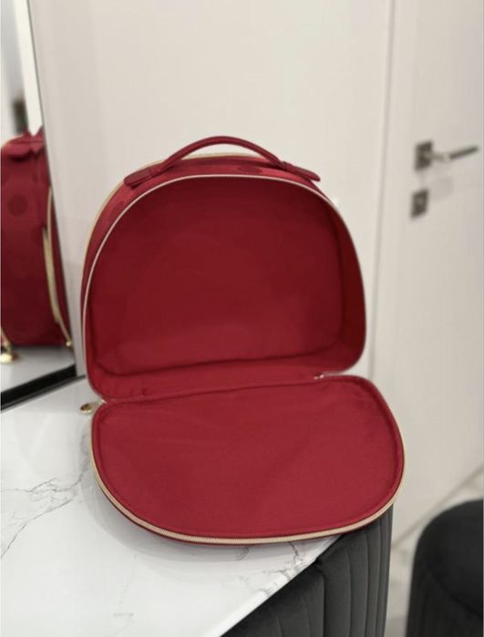 Косметичка estee lauder