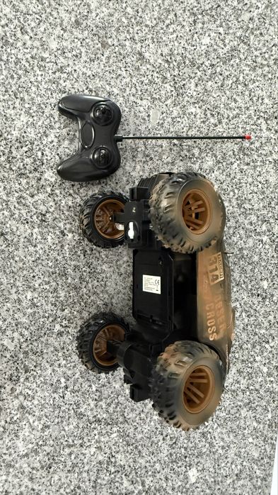 Carro telecomandado