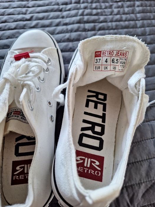Sprzedam buty sportowe