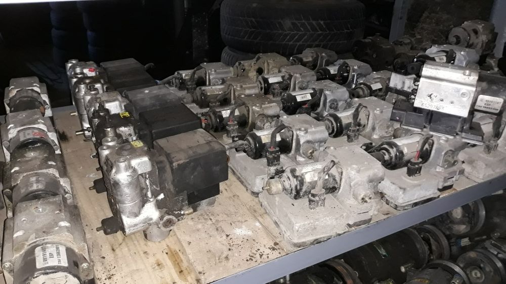 Блок ABS Opel Astra H G J Vectra Omega  Zafira Signum Insignia
