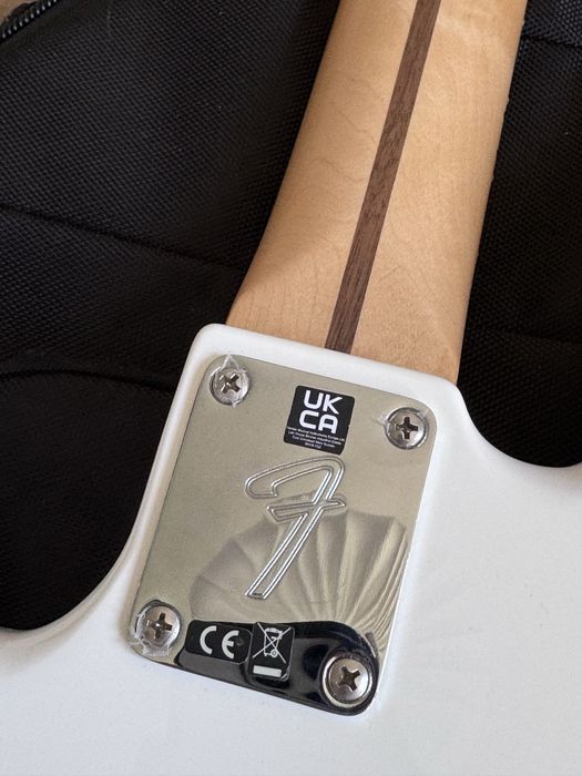 Gitara basowa Fender Jazz Bass