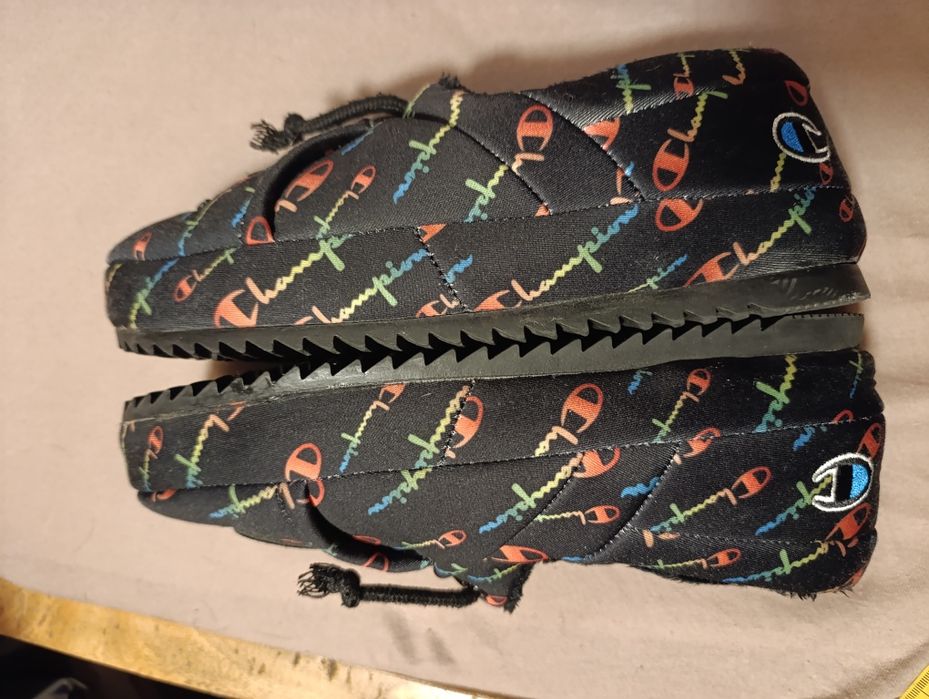 Buty champion , oryginalne . Długość wkładki 24.7