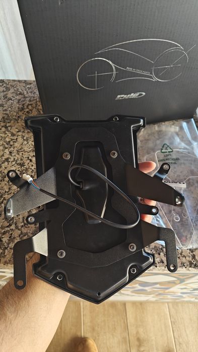 PUIG E.R.S - Ajuste Eletrónico Viseira BMW R1200/R1250GS/A - NOVO