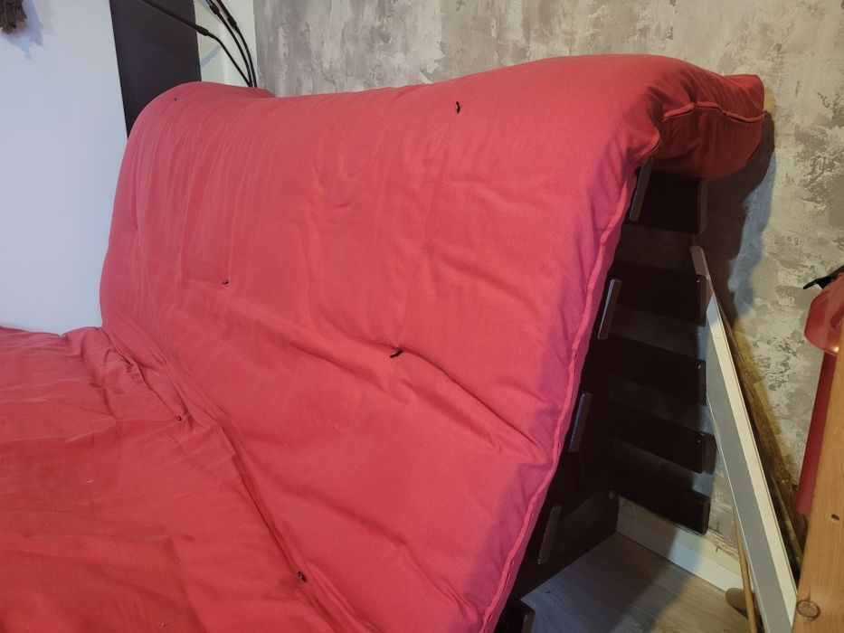 Sofá-cama estilo Futon