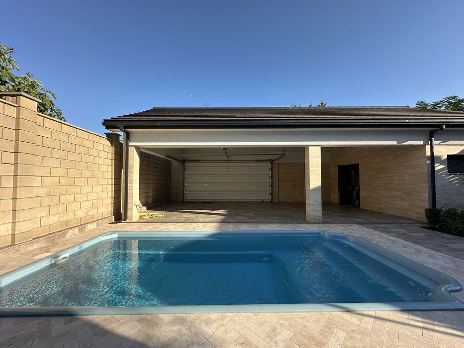 Шикарный дом на 12 фонтана