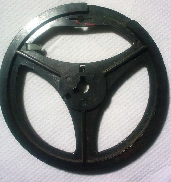 Radio lampowe - koło napędu linki skali