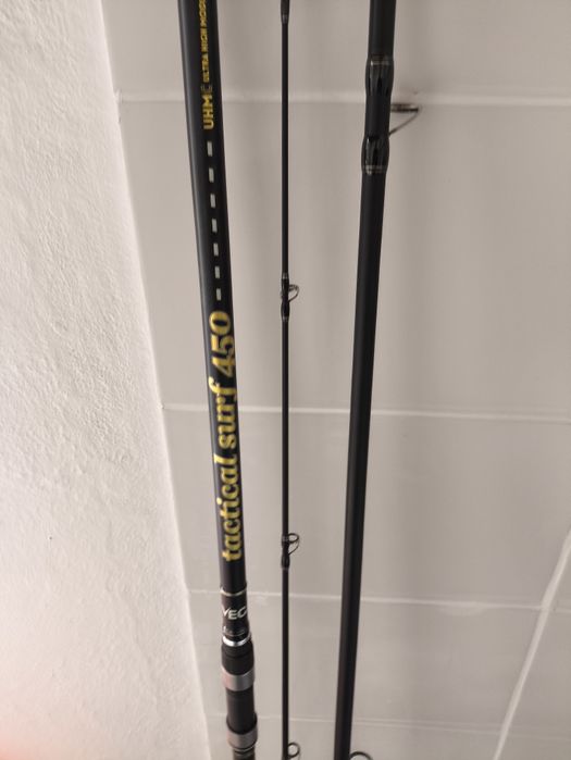 Cana Vega tactical surf 450
Comprimento fechadcabaa: 1.41m.
Secções: 6.
Peso: 560g.
Ação: Máximo 80g (melhor desempenho: 10-45g)
Teste de curva: 4kg.