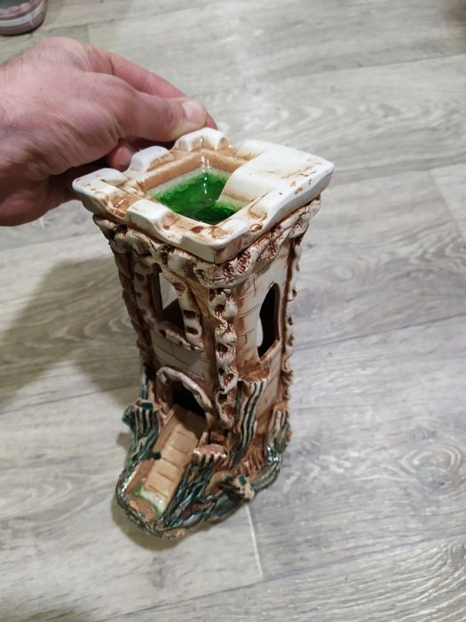 Керамічна декорація в акваріум