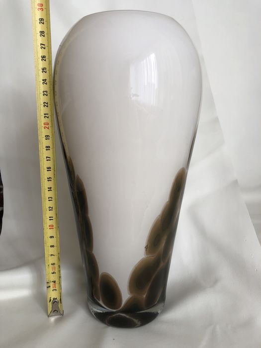 Ваза из стекла для декора, цветов