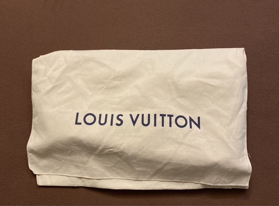 Сумка Louis Vuitton Avenue Slingbag