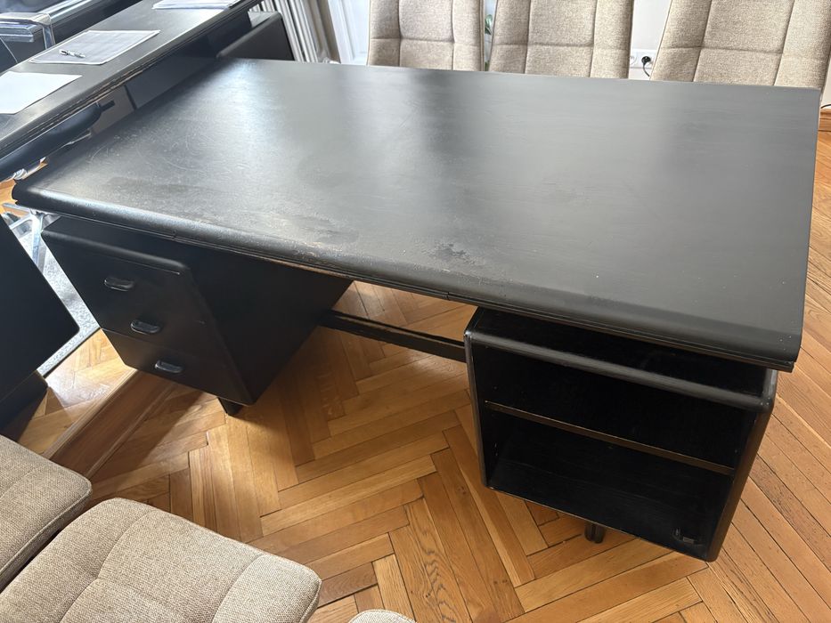Oddam za darmo 2 biurka