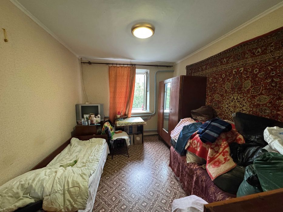 Дом - 80 м.кв. + летняя кухня. Участок - 11 соток. Подгородное