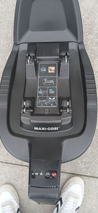 Vendo cadeira com base isofix para desocupar