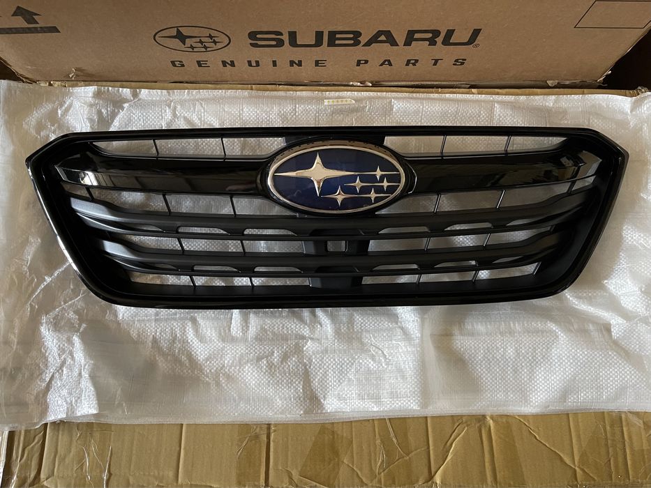 Решітка радітора бампера Subaru Outback b16 2020 2021 2022 bt
