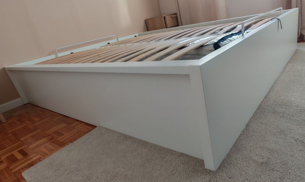 Cama Sommier para colchão 160x200