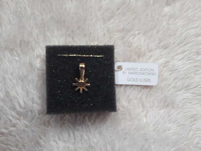 Nowa złota zawieszka GWIAZDKA z metką próba 585, na łańcuszek.