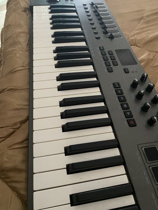 lx 49+ nektar controlador