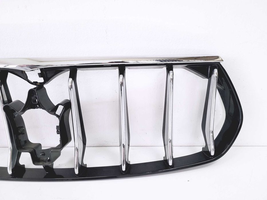 Maserati Levante - GRILL, atrapa zderzaka [radar kamera]