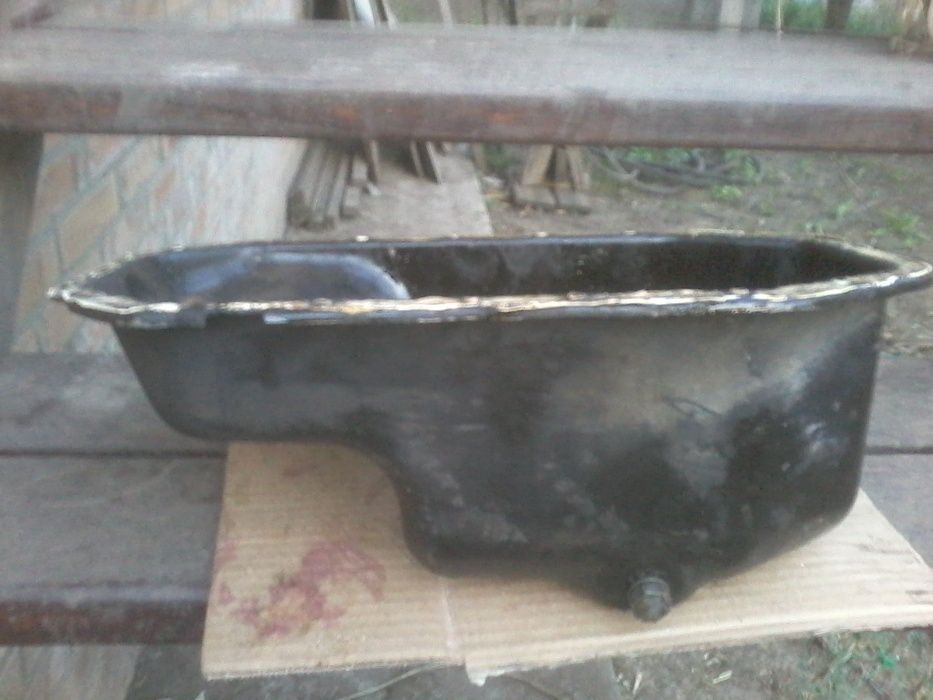 Поддон двигателя VAG 036103601AC Volkswagen