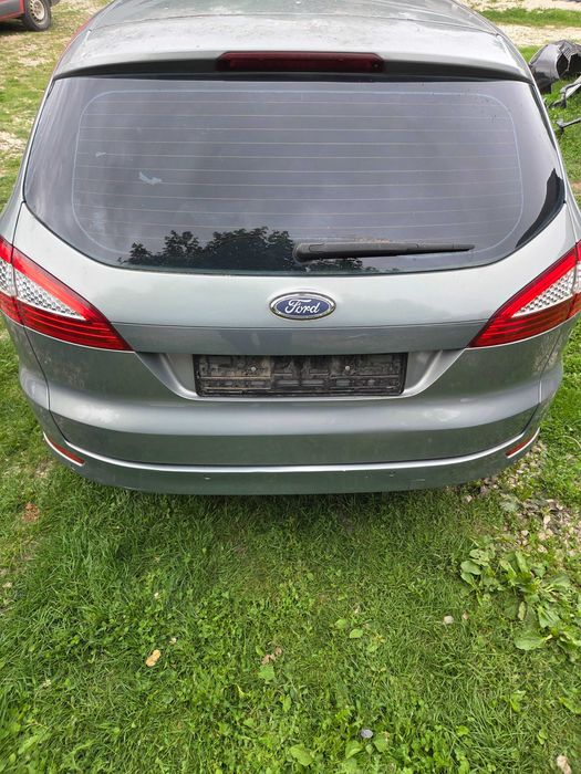 Mondeo mk4 kombi zderzak błotnik BA7 / T6 lusterko drzwi szyba klapa bagażnika roleta lampa blenda podsufitka światło stop bezpieczeństwa kierownica