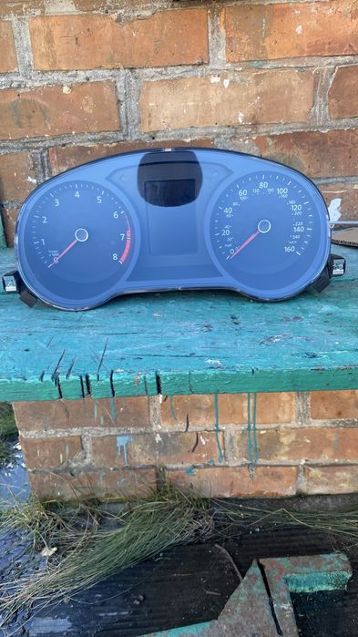 Продам оригінальну панель приладів на vw jetta-2016р.usa