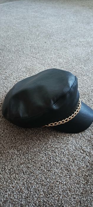 Kaszkiet damski czarny