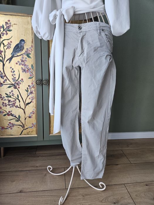 Eleganckie Spodnie damskie wloskie Please  z Wzorem Prosta Nogawka i N