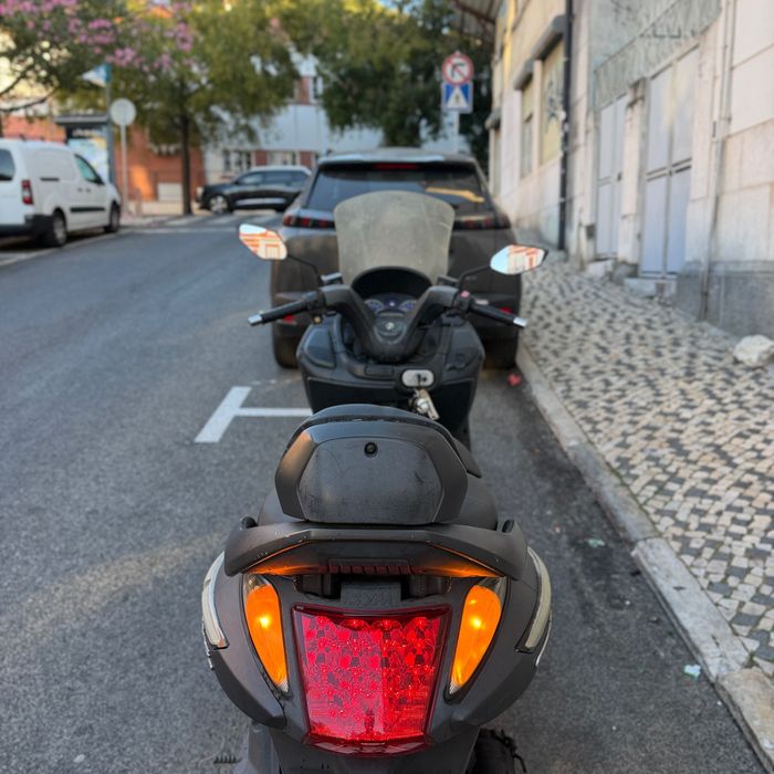 SYM  GTS evo 125cc - Ótima OPORTUNIDADE