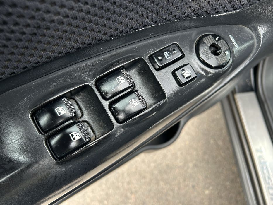 Хюндай Туксон Hyundai Tucson 2.0  в рідній фарбі