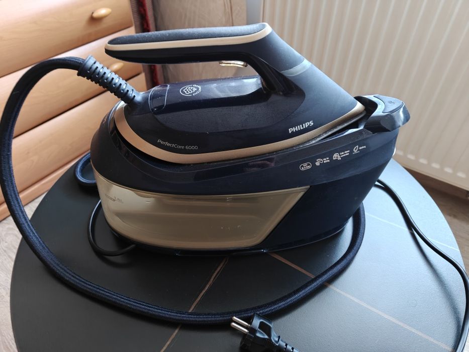 Żelazko z generatorem pary Philips Perfectcare 6000