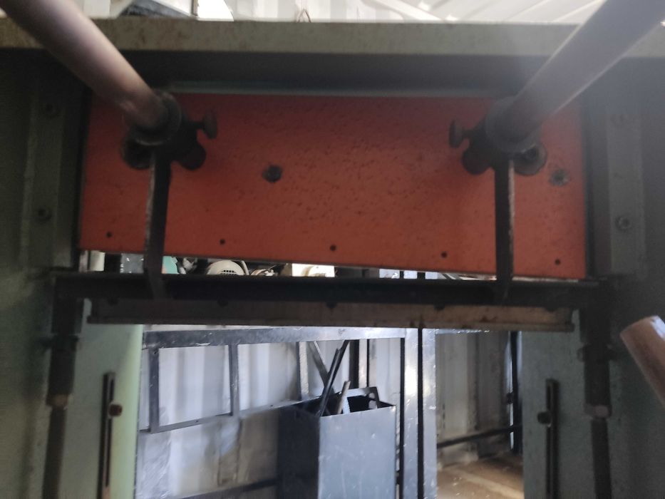 Guilhotina de pé 500 mm de largura