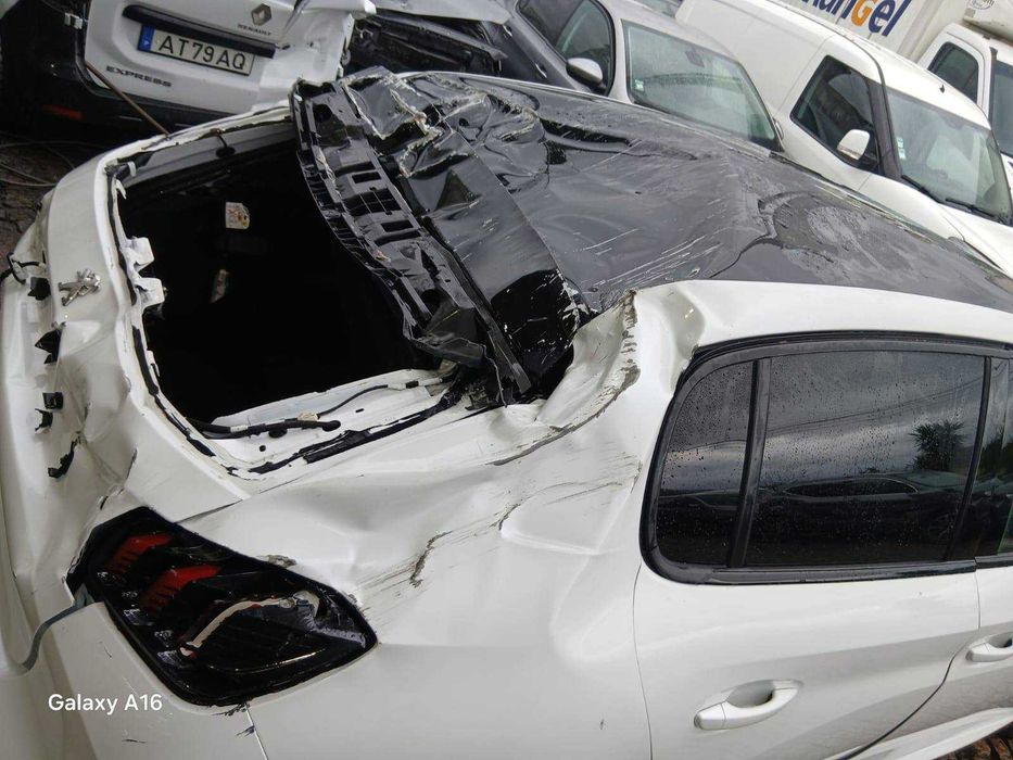 PEUGEOT 1.2 PureTech Gasolina