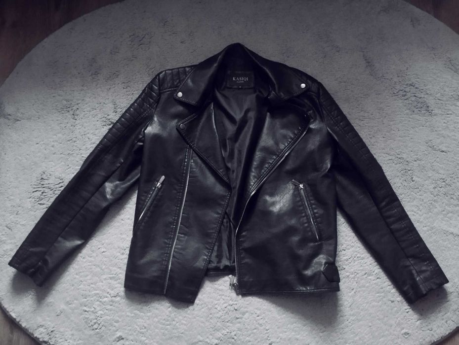 Кожаная куртка. Косуха. Розмір 52.