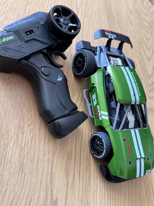 Повна комплектація машинка на пульті керування Металева Іграшка Нюанс