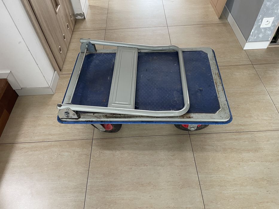 Wozek transportowy