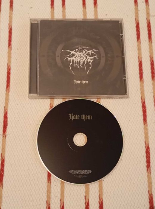 --» 8 CDs Hard Rock / Metal «---