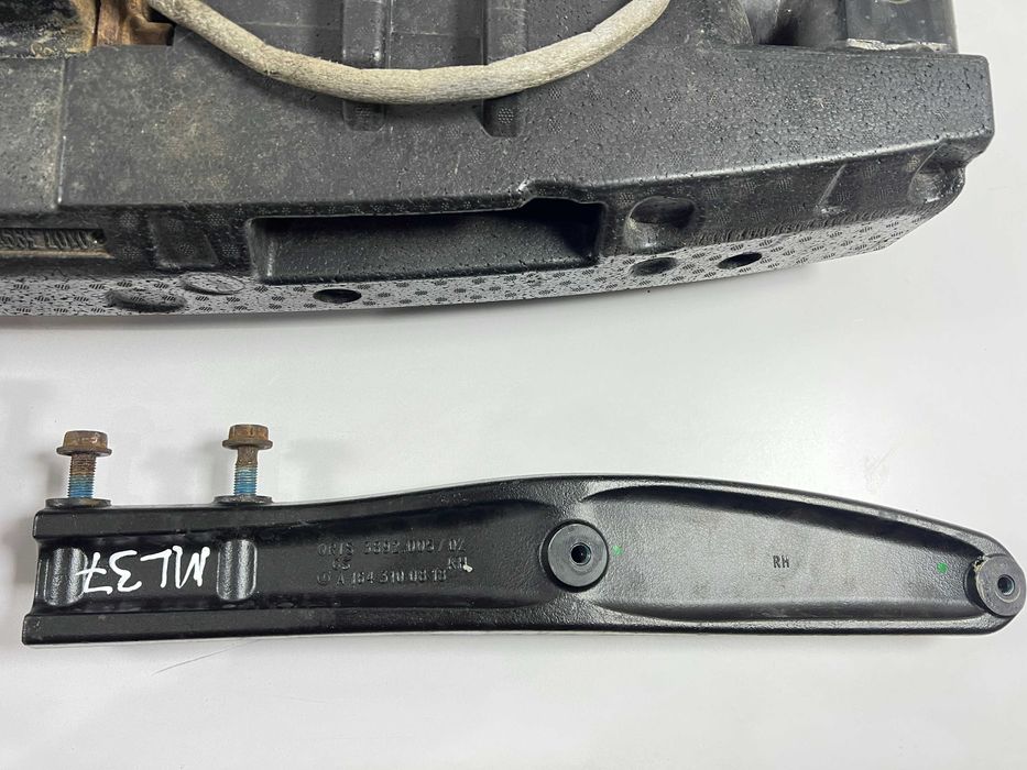 Электрофаркоп Mercedes ML W164 прицепное устройство GL X164 Фаркоп