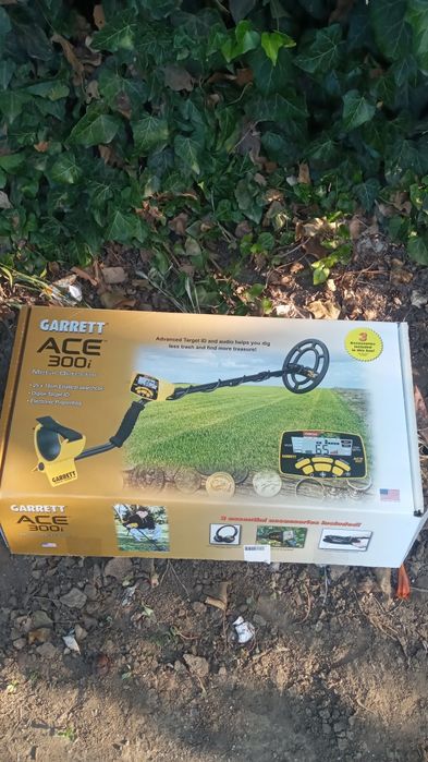 Продам металоискатель Гарет300i