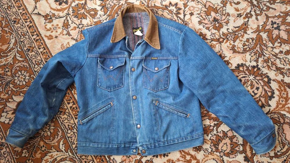 Монтана С Перис  Wrangler